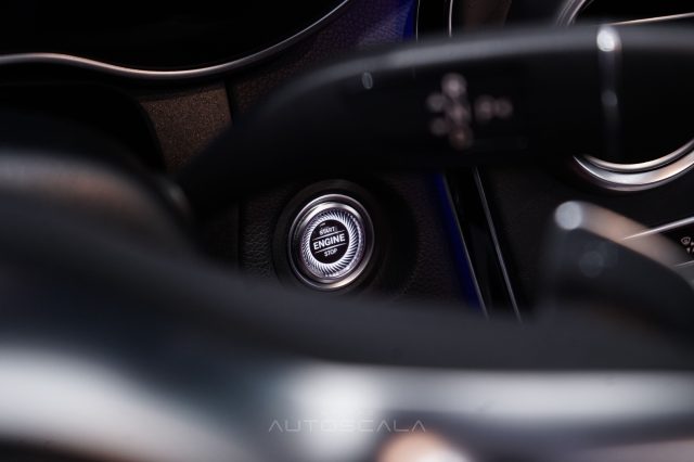MERCEDES-BENZ GLC 300 usata, con Specchietti laterali elettrici