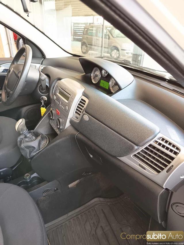 LANCIA Ypsilon usata 10
