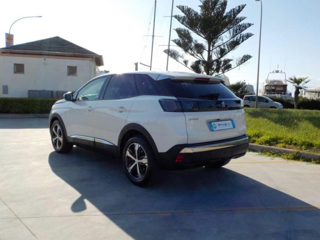PEUGEOT 3008 usata, con Boardcomputer