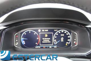 VOLKSWAGEN T-Roc usata, con Volante multifunzione