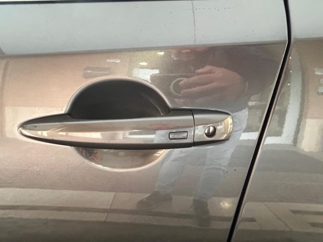 NISSAN Qashqai usata, con Park Distance Control