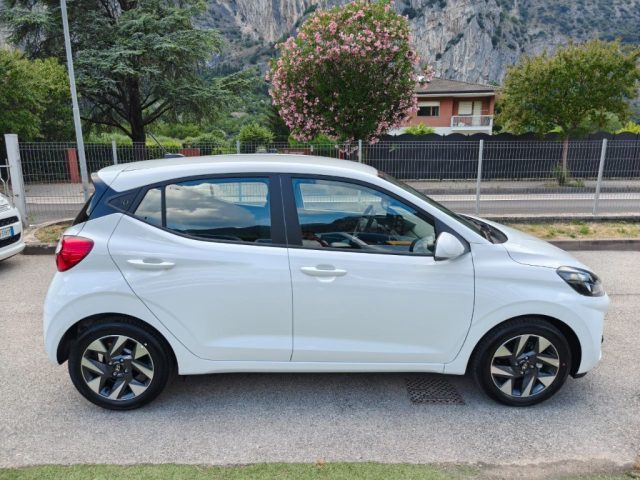 HYUNDAI i10 usata, con Autoradio