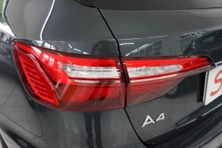 AUDI A4 usata, con Leve al volante