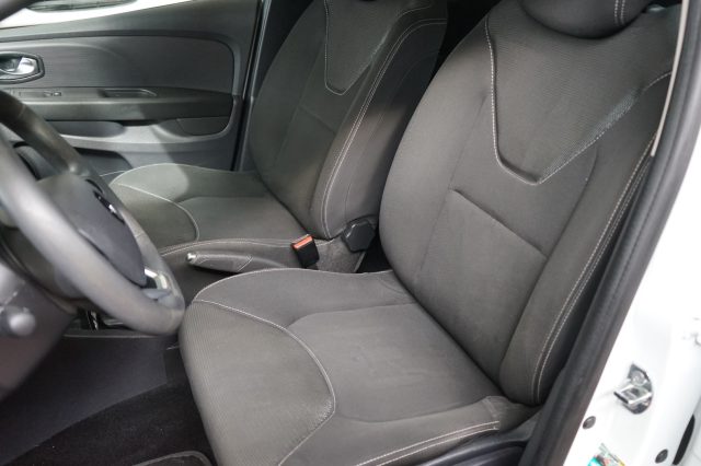 RENAULT Clio usata, con Volante in pelle
