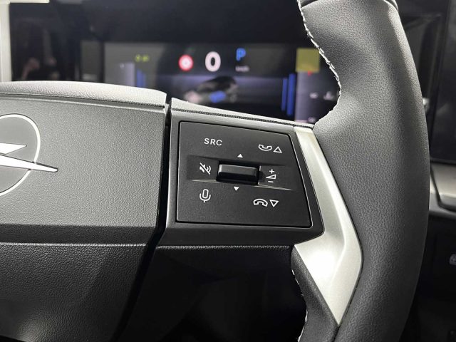 OPEL Frontera usata, con Sensore di pioggia