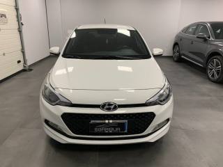 HYUNDAI i20 usata, con USB