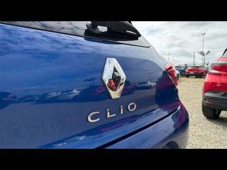 RENAULT Clio usata, con Fari LED