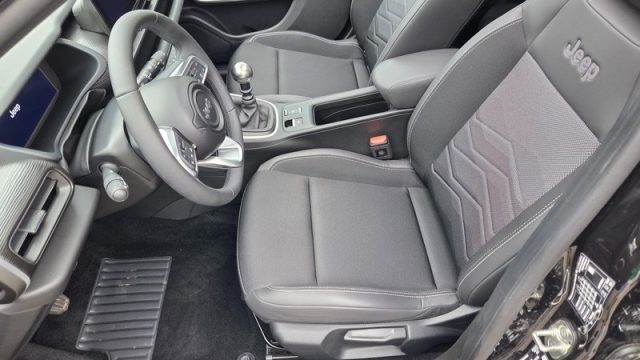 JEEP Avenger usata, con Tettuccio apribile