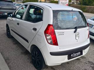 HYUNDAI i10 usata, con Autoradio