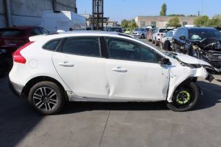 VOLVO V40 Cross Country usata, con Cerchi in lega