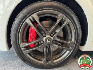 RENAULT Clio usata, con USB