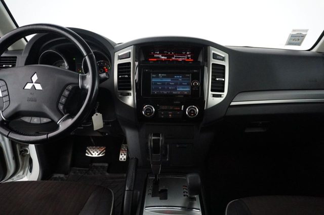 MITSUBISHI Pajero usata, con Chiusura centralizzata