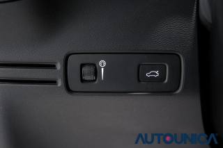 VOLVO XC40 usata, con Touch screen