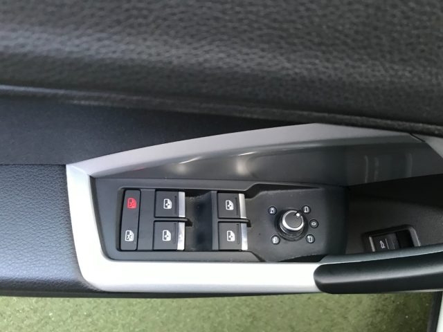 AUDI Q3 usata, con Lettore CD