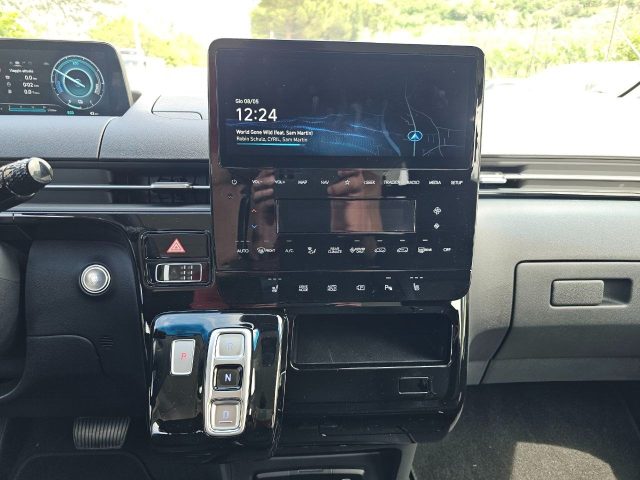 HYUNDAI Staria usata, con Sensori di parcheggio posteriori