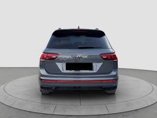 VOLKSWAGEN Tiguan usata, con Autoradio