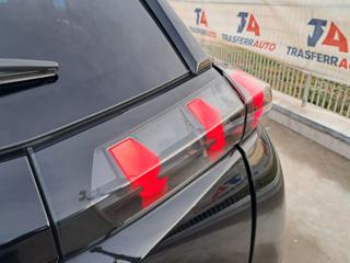 PEUGEOT 2008 usata, con Airbag testa
