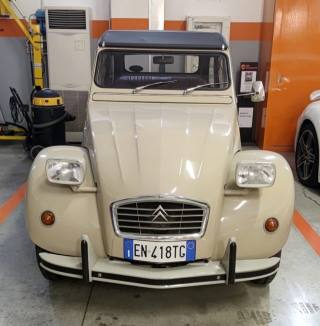 CITROEN 2CV usata 1