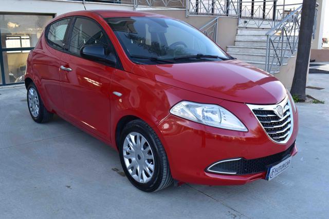 LANCIA Ypsilon usata, con Airbag