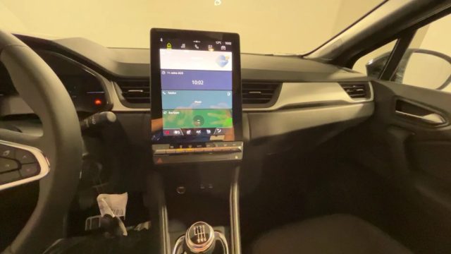 RENAULT Captur usata, con Bracciolo