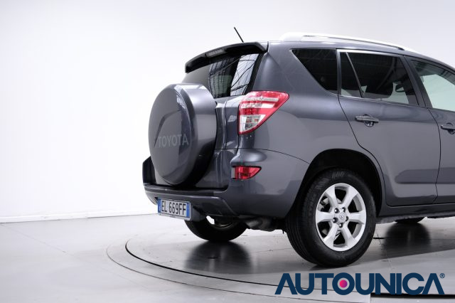 TOYOTA RAV 4 MY23 usata 51