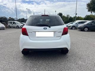 TOYOTA Yaris usata, con Boardcomputer