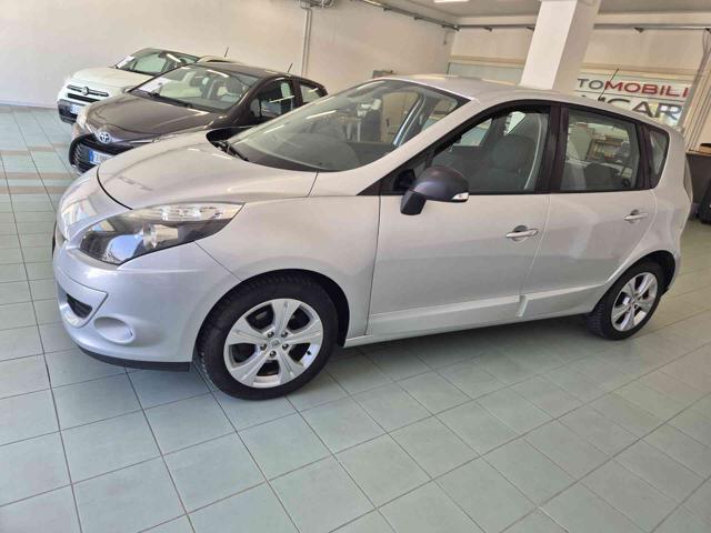 RENAULT Scenic usata, con Chiusura centralizzata