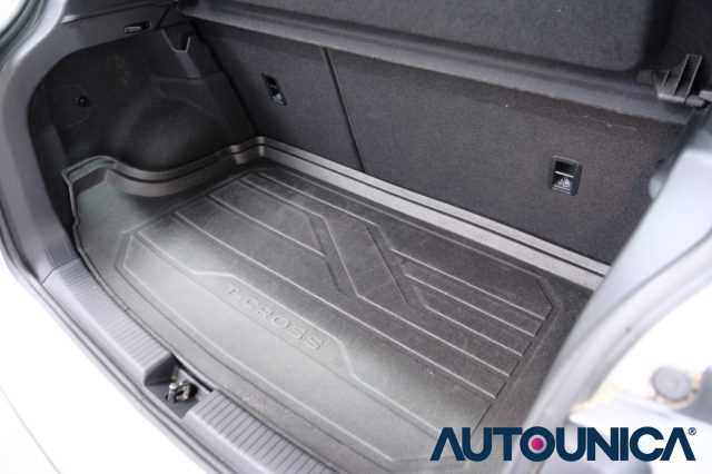 VOLKSWAGEN T-Cross usata 54