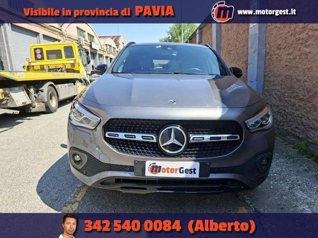 MERCEDES-BENZ GLA 200 usata, con Airbag