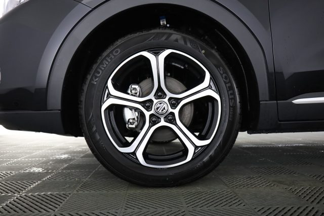 MG ZS usata 13