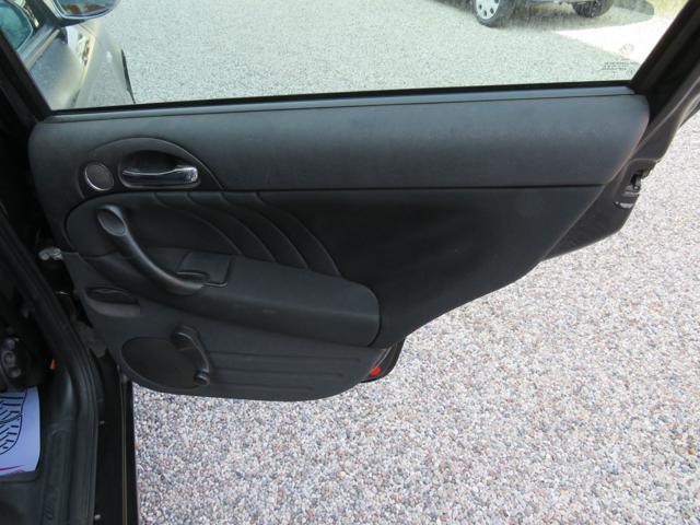 ALFA ROMEO 147 usata, con Airbag testa