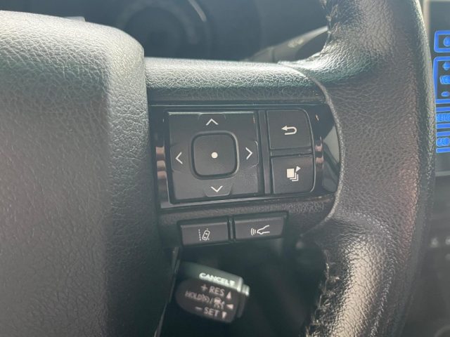 TOYOTA Hilux usata 21