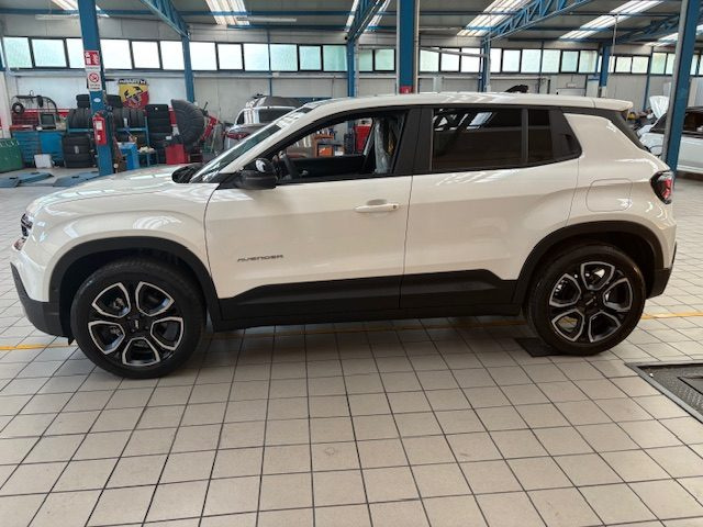 JEEP Avenger usata, con Cerchi in lega