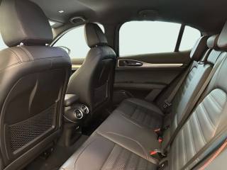 ALFA ROMEO Stelvio usata, con Fari full-led