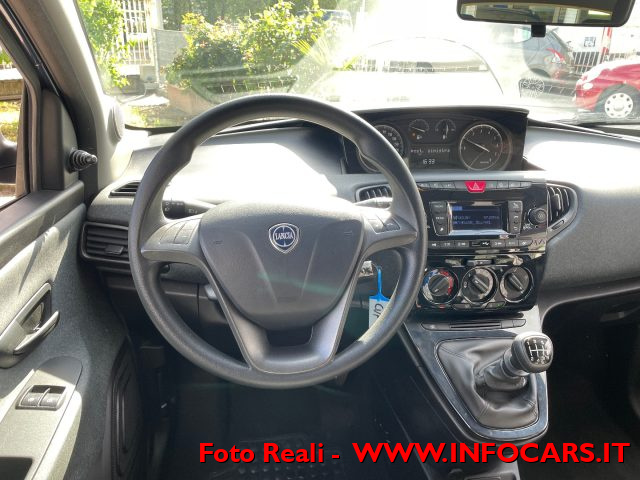 LANCIA Ypsilon usata, con Luci diurne LED