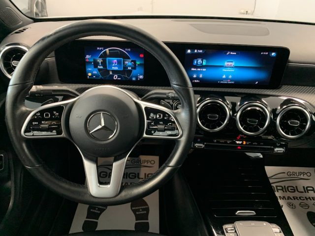 MERCEDES-BENZ CLA 180 usata, con Park Distance Control
