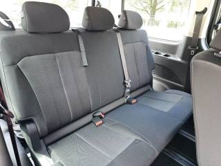 HYUNDAI Staria usata, con Leve al volante