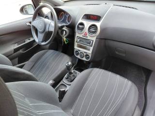 OPEL Corsa usata, con Cruise Control