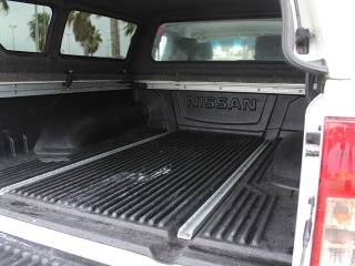 NISSAN Navara usata, con Monitoraggio pressione pneumatici