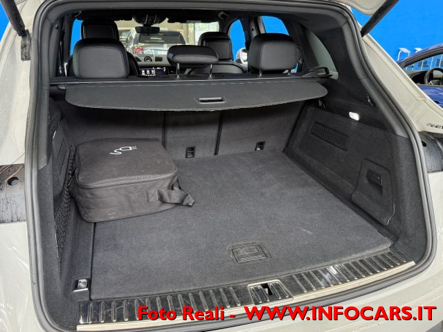 PORSCHE Cayenne usata, con Touch screen