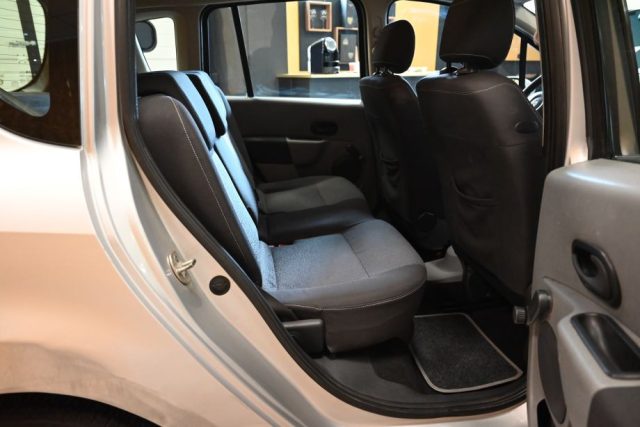 RENAULT Grand Modus usata 15