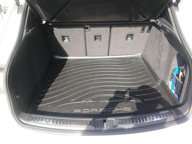 PORSCHE Macan usata, con Interni in pelle