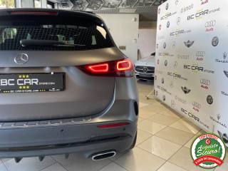 MERCEDES-BENZ GLA 180 usata, con Sedile posteriore sdoppiato