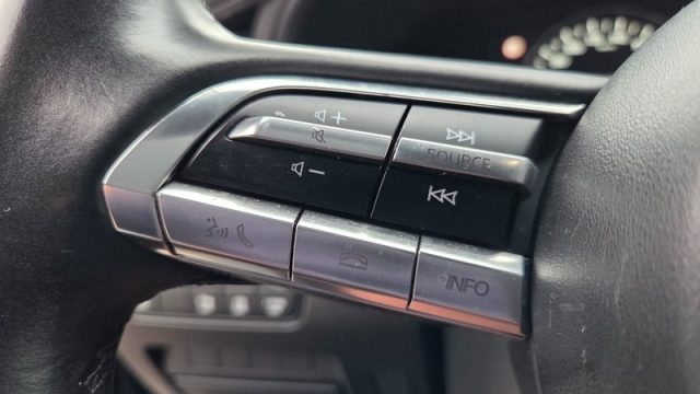 MAZDA 3 usata, con Bluetooth