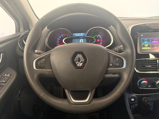 RENAULT Clio usata 9