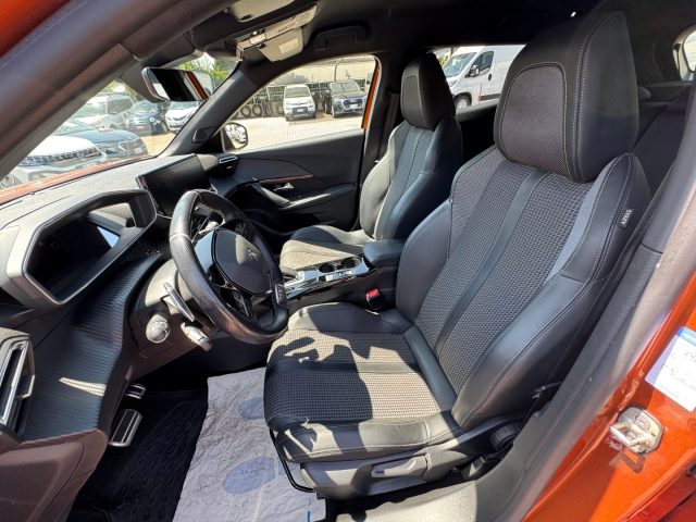 PEUGEOT 2008 usata, con Boardcomputer
