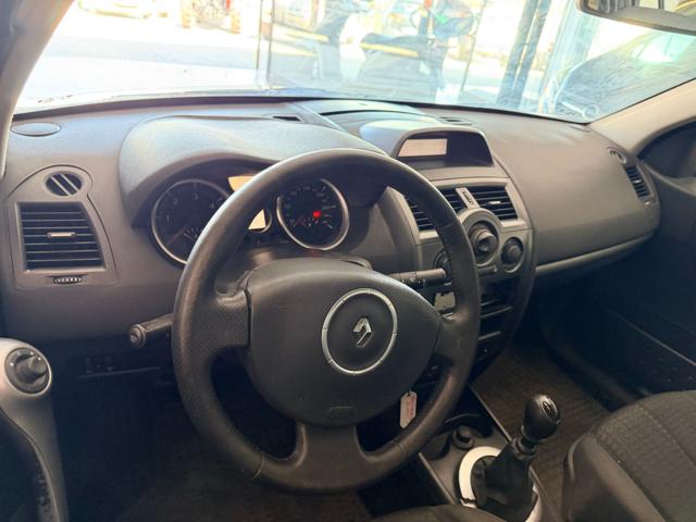 RENAULT Megane usata, con Alzacristalli elettrici