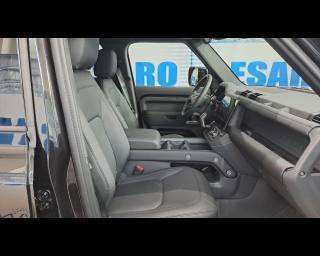 LAND ROVER Defender usata 27