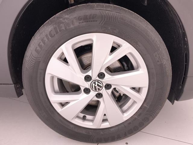VOLKSWAGEN Taigo usata, con Luci diurne