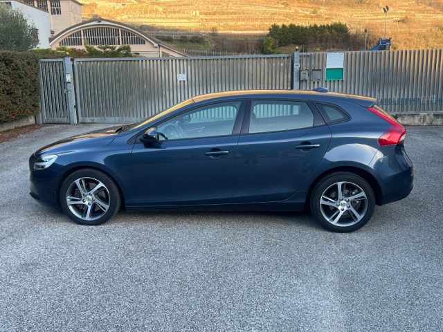 VOLVO V40 usata, con Autoradio